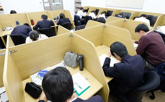 自習室・談話室
